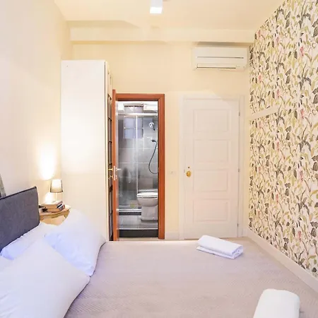 Sibylla In Apartment Rom